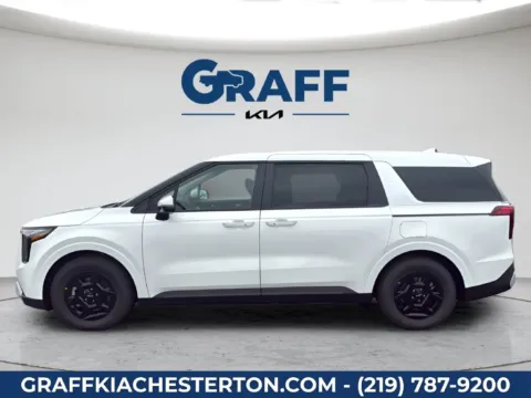 More photos of 2027 Kia Carnival LXS at Graff Kia of Chesterton, IN