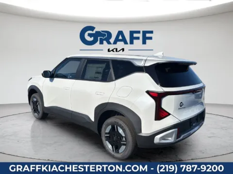 More photos of 2027 Kia Seltos LX at Graff Kia of Chesterton, IN