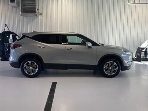 Photos of 2025 Chevrolet Blazer LT for sale in Tea, SD at Car Swap