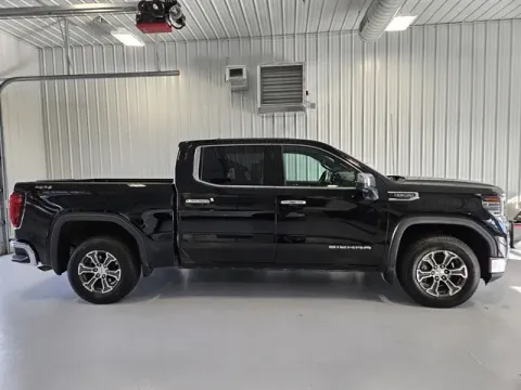 Photos of 2024 GMC Sierra 1500 SLT for sale in Tea, SD at CarSwap