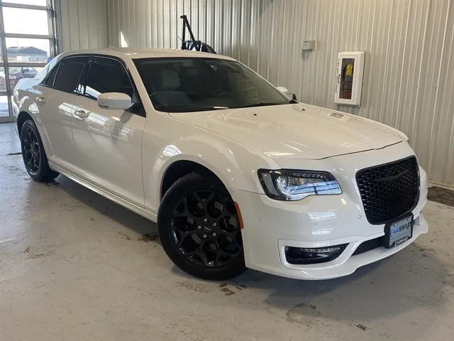 White 2023 Chrysler 300 Touring for sale in Tea, SD