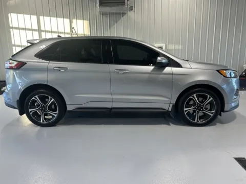 Photos of 2022 Ford Edge ST for sale in Tea, SD at Car Swap