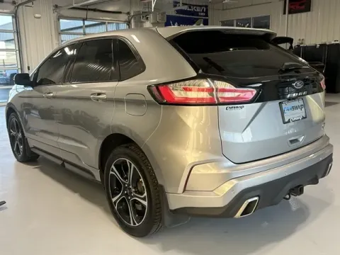 More photos of 2022 Ford Edge ST at CarSwap, SD