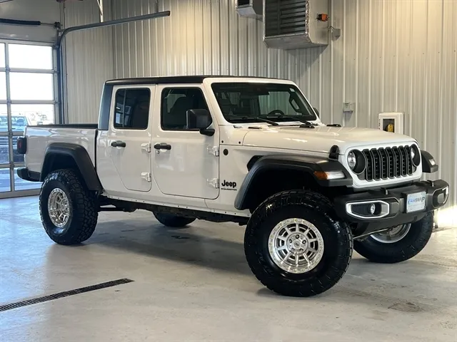 White 2025 Jeep Gladiator Sport S for sale in Tea, SD