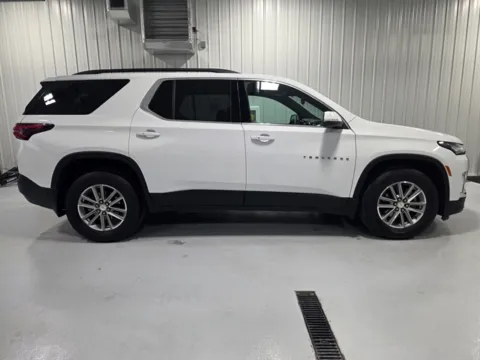 Photos of 2023 Chevrolet Traverse LT Leather for sale in Tea, SD at Car Swap