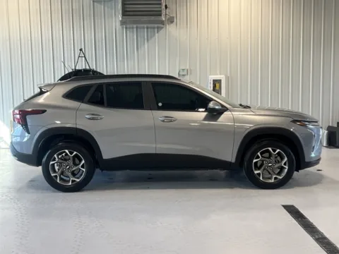 Photos of 2025 Chevrolet Trax LT for sale in Tea, SD at Car Swap