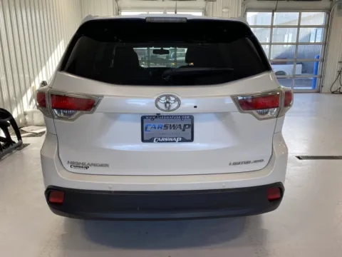 More photos of 2015 Toyota Highlander Limited at Car Swap, SD