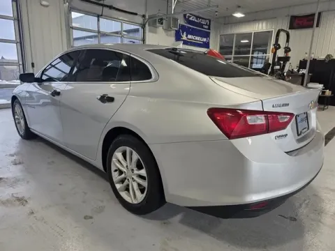 More photos of 2018 Chevrolet Malibu LT at CarSwap, SD