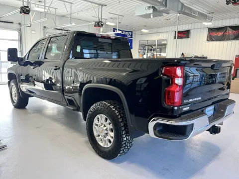 More photos of 2024 Chevrolet Silverado 2500HD LT at CarSwap, SD