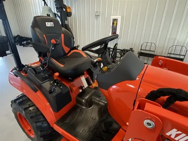 Kioti CS2220 HB photo 14