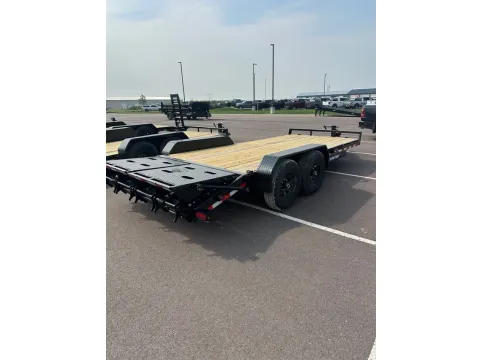 Another view of 2026 SURE-TRAC 7 X 15+3 UNIVERSAL RAMP for sale in Tea, SD at CarSwap