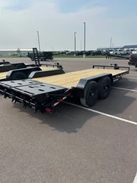 Another view of 2026 SURE-TRAC 7 X 15+3 UNIVERSAL RAMP for sale in Tea, SD at Car Swap