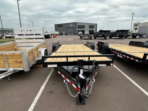 Another view of 2026 SURE-TRAC 7X16+6 for sale in Tea, SD at Car Swap