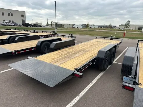 More photos of 2026 SURE-TRAC 7X18+4 TILT BED at CarSwap, SD