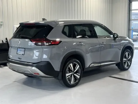 Another view of 2021 Nissan Rogue Platinum for sale in Tea, SD at Car Swap