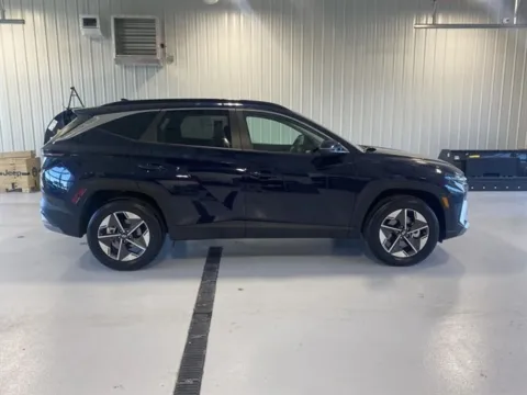 Photos of 2025 Hyundai Tucson Hybrid SEL Convenience for sale in Tea, SD at Car Swap