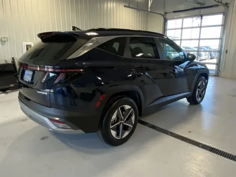Another view of 2025 Hyundai Tucson Hybrid SEL Convenience for sale in Tea, SD at Car Swap