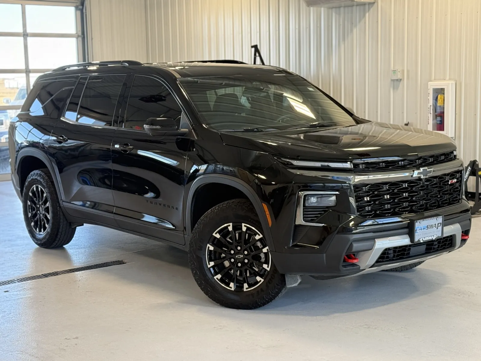 Black 2024 Chevrolet Traverse Z71 for sale in Tea, SD