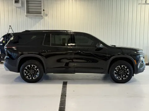 Photos of 2024 Chevrolet Traverse Z71 for sale in Tea, SD at Car Swap