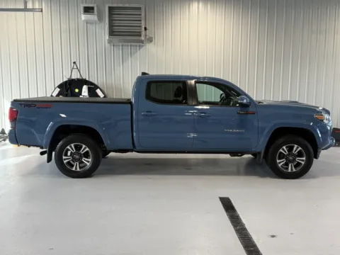 Photos of 2019 Toyota Tacoma TRD Sport for sale in Tea, SD at Car Swap