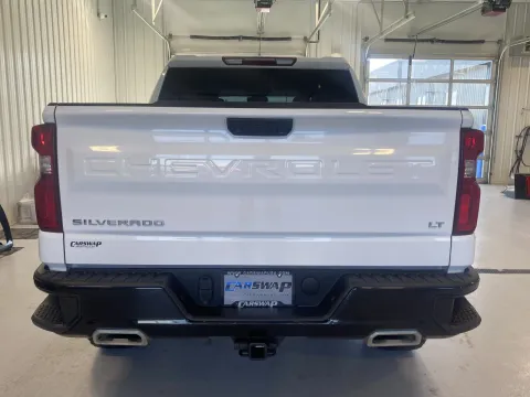 More photos of 2023 Chevrolet Silverado 1500 LT Trail Boss at CarSwap, SD