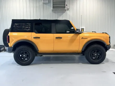 Photos of 2022 Ford Bronco Wildtrak for sale in Tea, SD at CarSwap