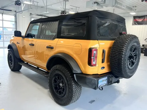 More photos of 2022 Ford Bronco Wildtrak at CarSwap, SD