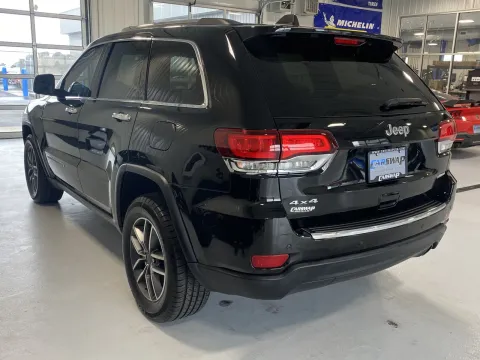 More photos of 2021 Jeep Grand Cherokee Limited at CarSwap, SD