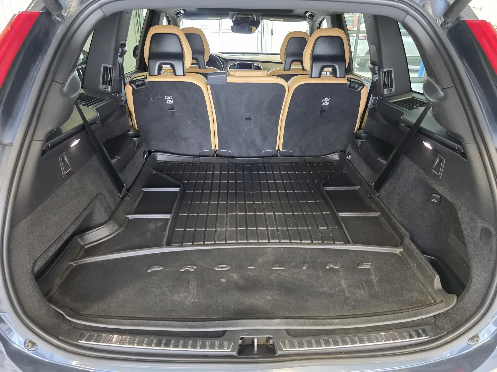 2022 Volvo XC90 Inscription - Photo 17