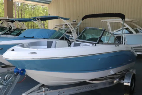 Photos of 2026 Chaparral 19 SSi OB for sale in Bluffton, SC at Longshore Boats Bluffton