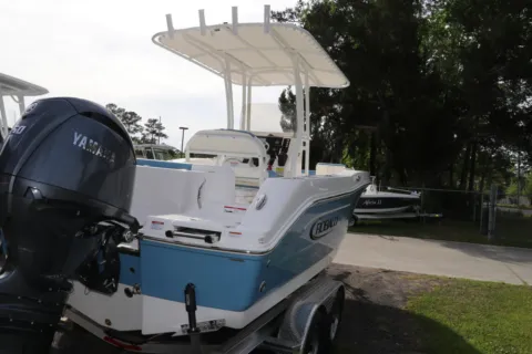 More photos of 2026 Robalo R202 Explorer at Longshore Boats Bluffton, SC
