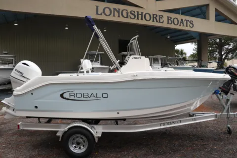 Photos of 2026 Robalo R180 Center Console for sale in Bluffton, SC at Longshore Boats Bluffton