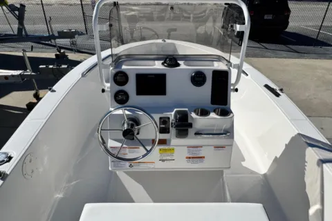 More photos of 2026 Robalo R160 Center Console at Longshore Boats Bluffton, SC