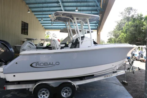 2026 Robalo R232 Explorer for sale in Bluffton, SC