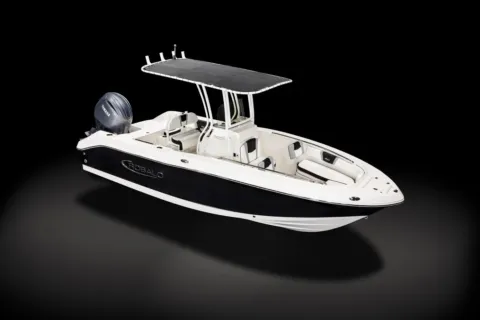Another view of 2026 Robalo R200 Center Console for sale in Bluffton, SC at Longshore Boats Bluffton