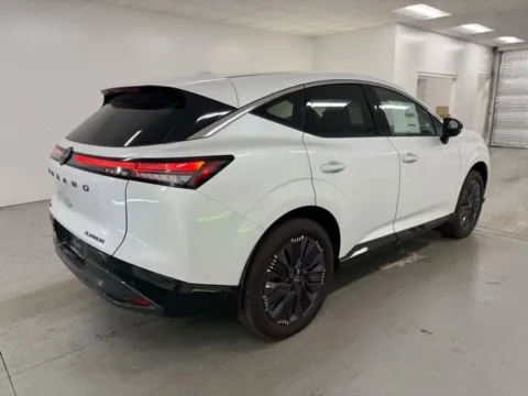 More photos of 2025 Nissan Murano Platinum at Woody Folsom Nissan of Baxley, GA