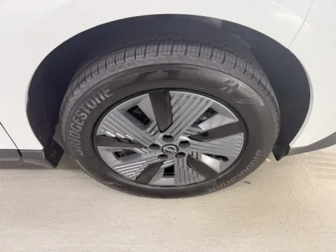 More photos of 2025 Nissan Murano SL at Woody Folsom Nissan of Baxley, GA