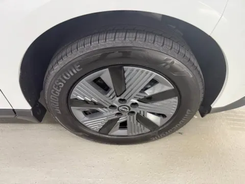 More photos of 2025 Nissan Murano SL at Woody Folsom Nissan of Baxley, GA