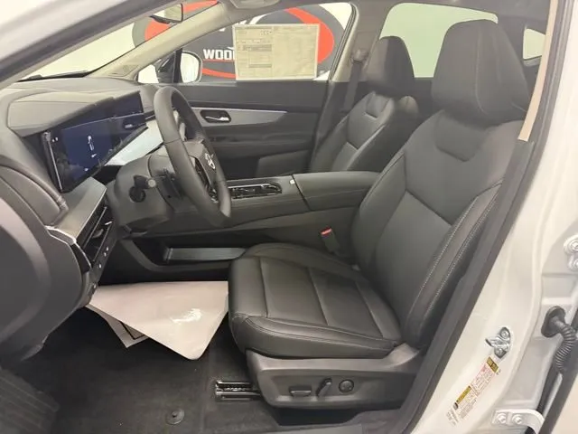 2025 Nissan Murano SL - Photo 12