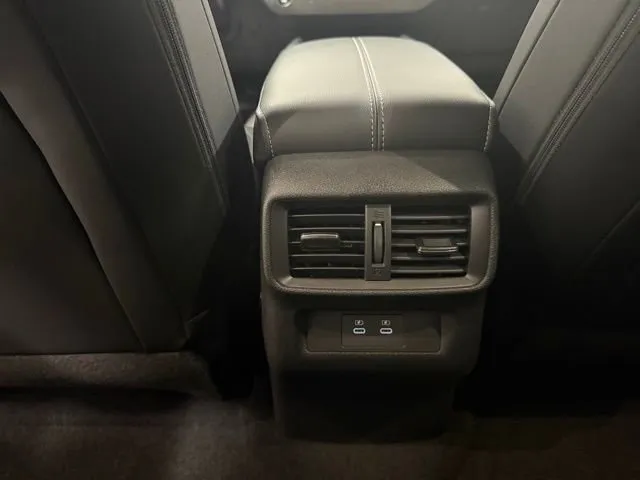 2025 Nissan Murano SL - Photo 17