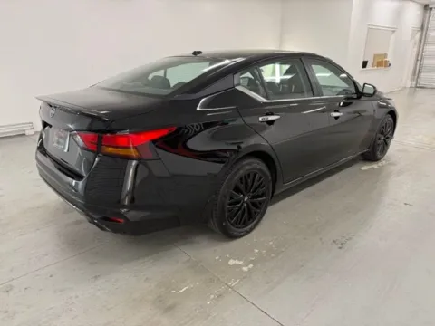 More photos of 2025 Nissan Altima SV at Woody Folsom Nissan of Baxley, GA