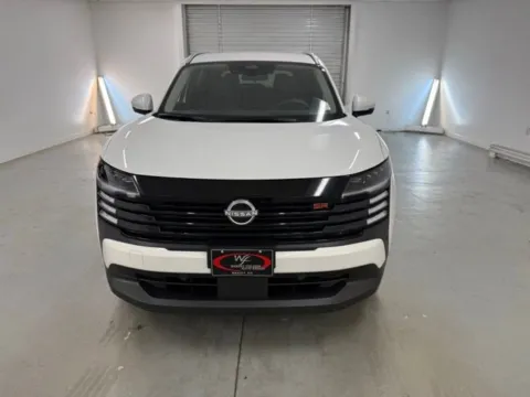 Photos of 2025 Nissan Kicks SR for sale in Baxley, GA at Woody Folsom Nissan of Baxley