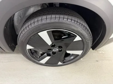 More photos of 2025 Nissan Kicks SR at Woody Folsom Nissan of Baxley, GA