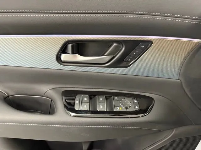 2025 Nissan Murano SL - Photo 12