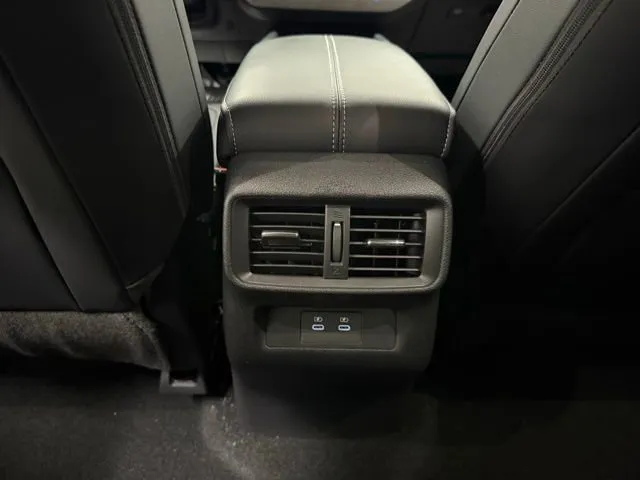 2025 Nissan Murano SL - Photo 14