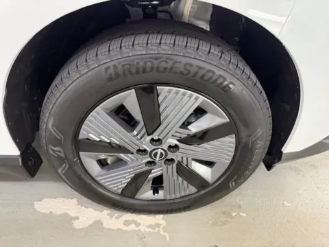 More photos of 2025 Nissan Murano SL at Woody Folsom Nissan of Baxley, GA