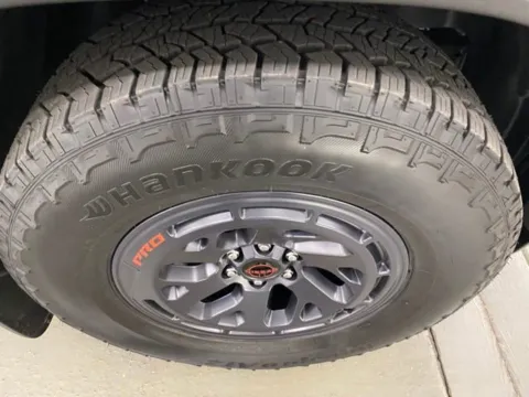 More photos of 2025 Nissan Frontier PRO-X at Woody Folsom Nissan of Baxley, GA