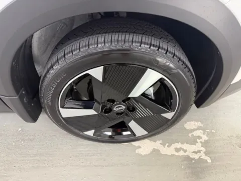 More photos of 2025 Nissan Kicks SR at Woody Folsom Nissan of Baxley, GA