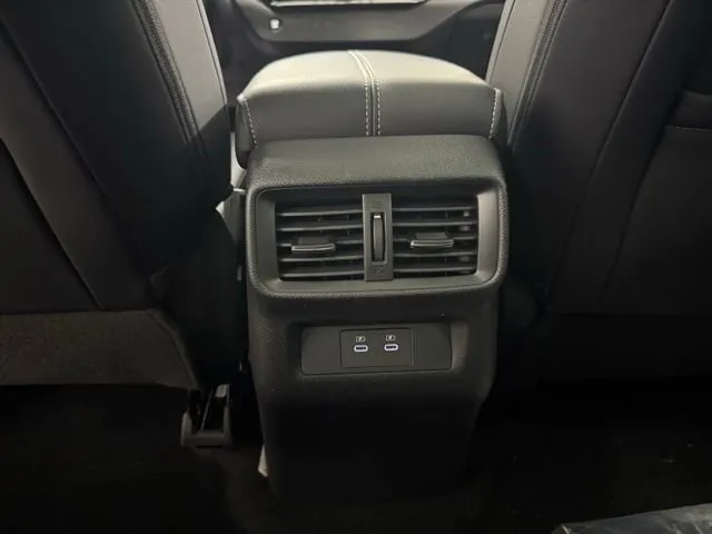 2025 Nissan Murano SL - Photo 17