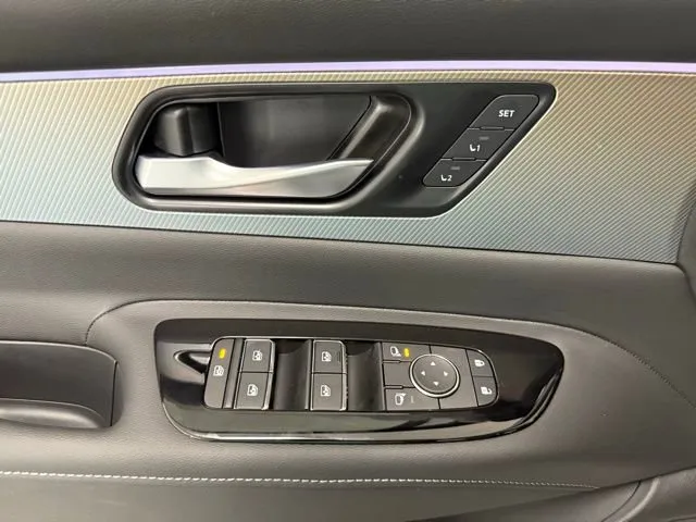 2025 Nissan Murano SL - Photo 15